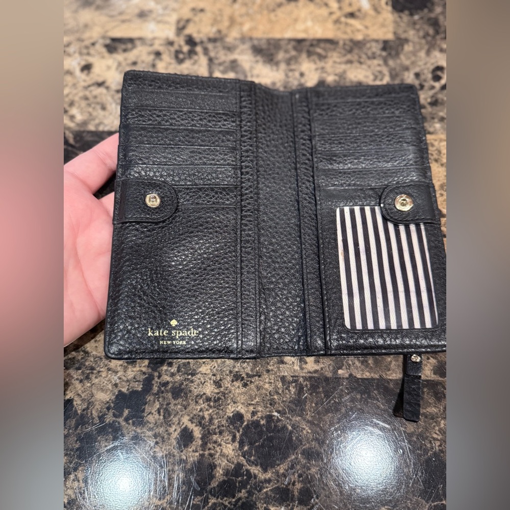 Kate Spade Staci Slim Bifold Wallet in Black Pebbled Leather - Picture 7 of 13